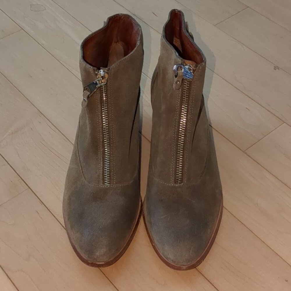 Rebecca Minkoff Soft Suede Leather Ankle Bootie Size 7.5